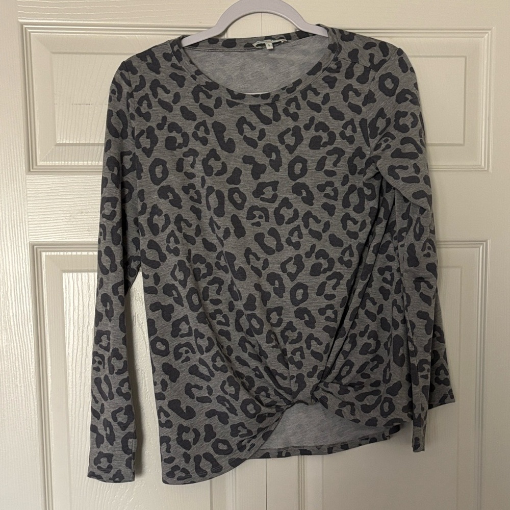 Grace & Lace Charcoal Leopard Long Sleeve Top
